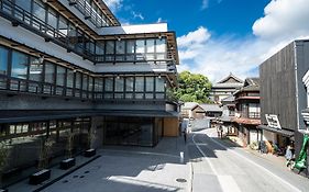 Waqoo Naritasanmonzen